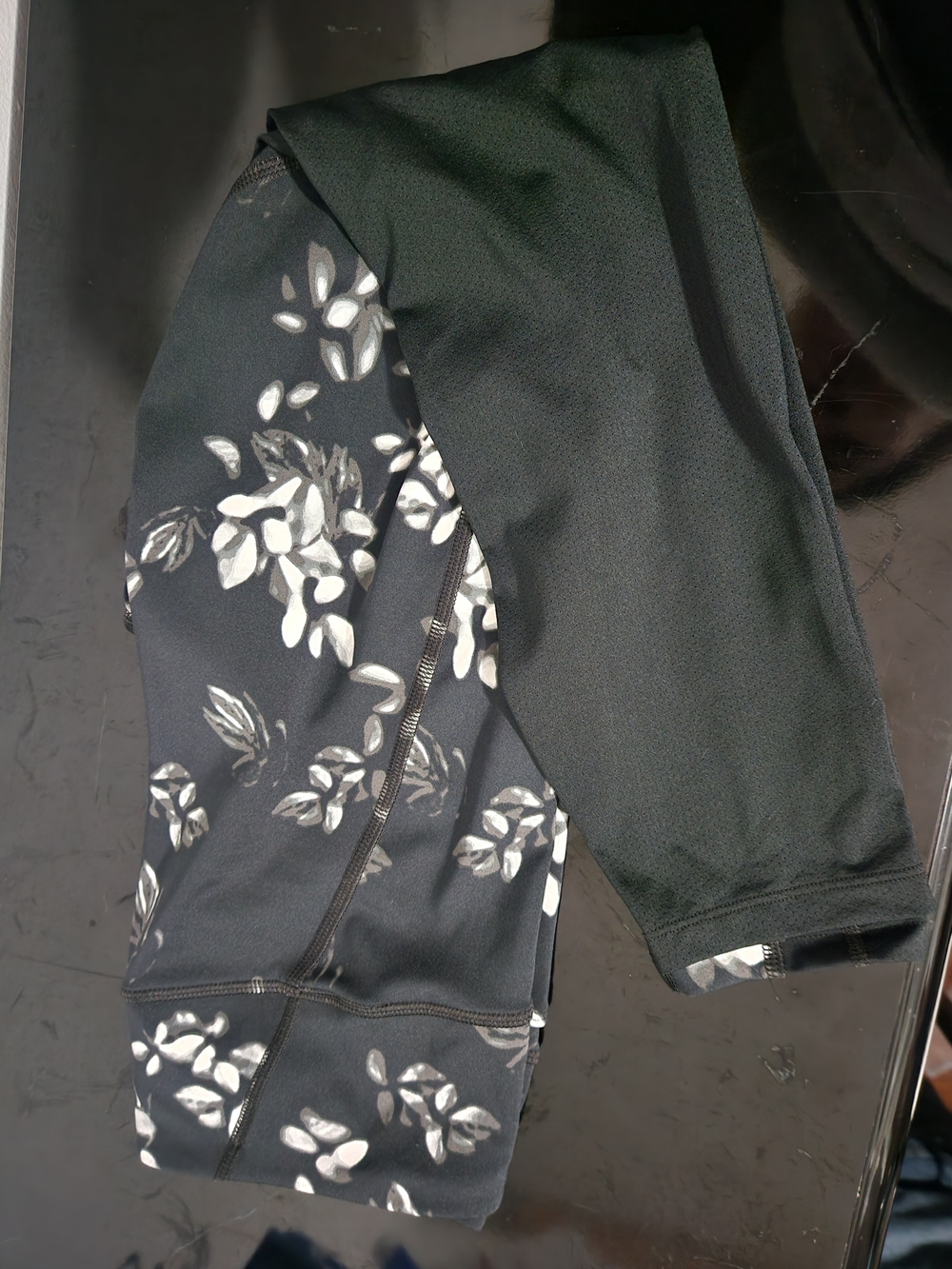 Underarmour Black White Floral-Print Leggings